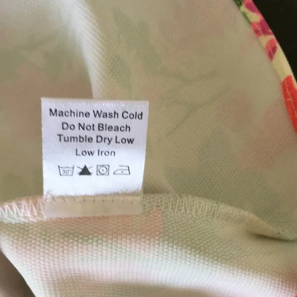 Tuckernuck Marguerite off shoulder blouse in spring floral S - Picture 10 of 13